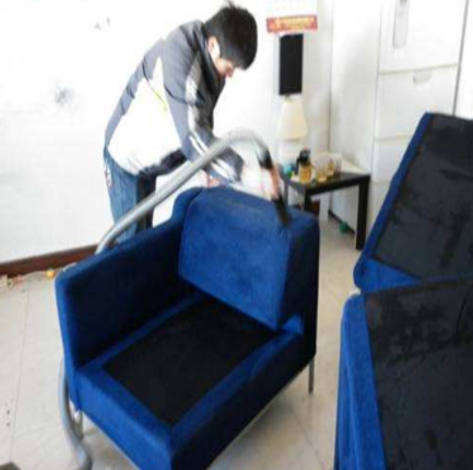 <a href=http://www.ladouchevita.com/ target=_blank class=infotextkey>廣州保潔公司</a>:椅子是怎么清洗的?